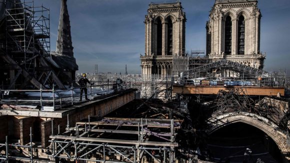 Notre-Dame podría reabrir a finales del 2024