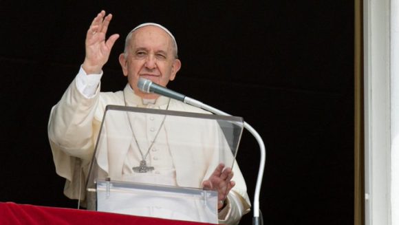 Papa Francisco pide buscar seriamente la paz