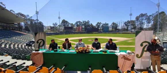 Los Pericos firmaron convenio con el SNTSS Sección 1 Puebla