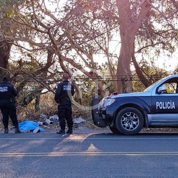 Joven es asesinado por sus amigos y arrojado en la carretera a Izúcar