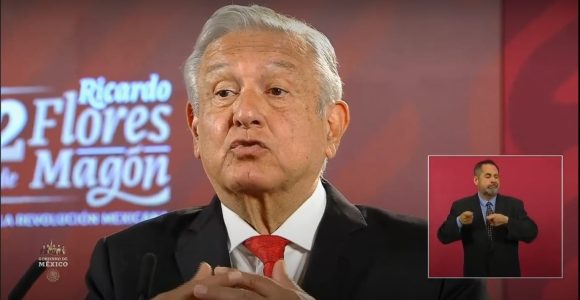 AMLO lamentó lo ocurrido en La Corregidora y llama a seguir “moralizando al país”