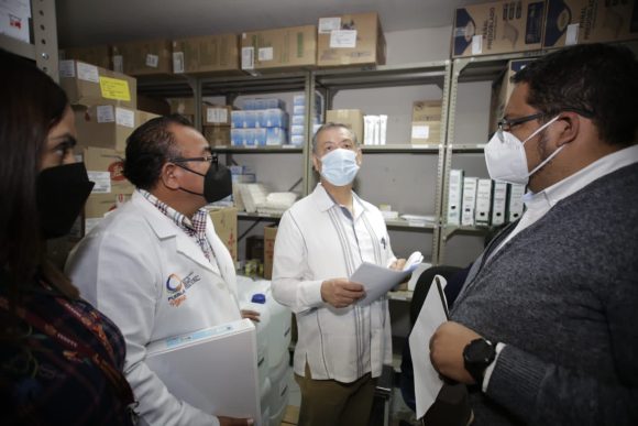 Fortalece y equipa Issste unidades médicas con transparencia