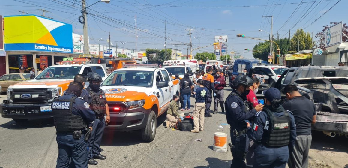 Explosión de pirotecnia deja heridos en desfile en Balcones del Sur