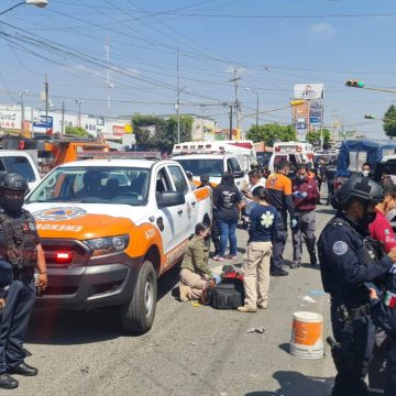 Explosión de pirotecnia deja heridos en desfile en Balcones del Sur