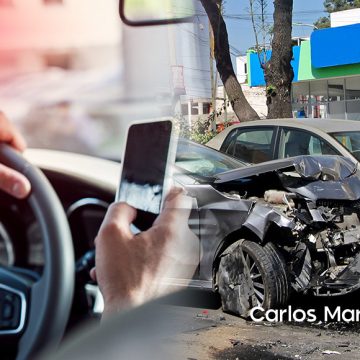 Uso del celular primera causa de accidentes al conducir en Puebla