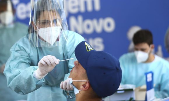 ‘Deltacron’ llega a Brasil; confirma primeros 2 casos