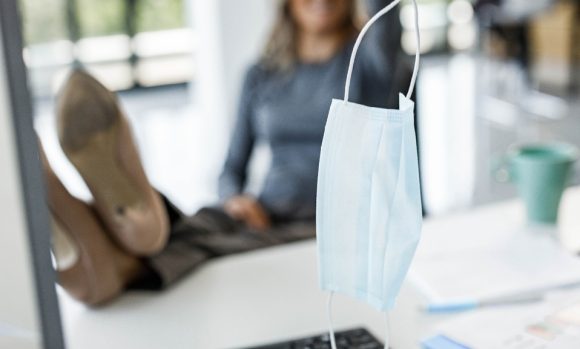 Nuevo León le dice adiós al cubrebocas en espacios abiertos