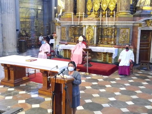 Defiende arzobispo de Puebla realización de la Procesión de Viernes Santo