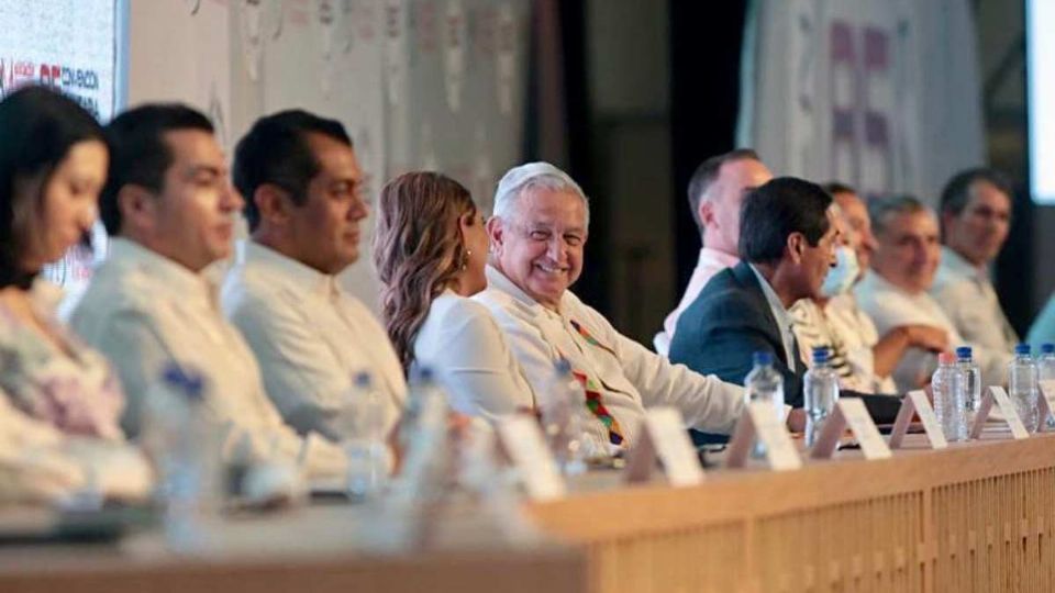 Se disculpa AMLO  con Banxico por adelantar anuncio sobre tasa de interés