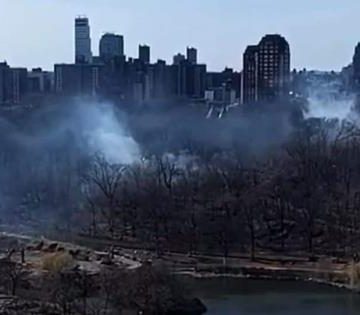 ¡Fuego en Central Park! El famoso parque de Nueva York registra 10 pequeños incendios