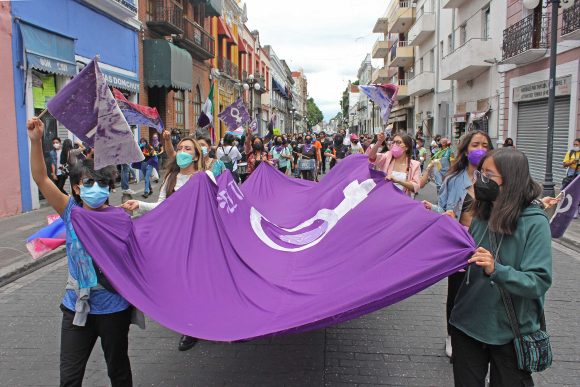SSC Puebla garantiza seguridad de las mujeres durante marchas