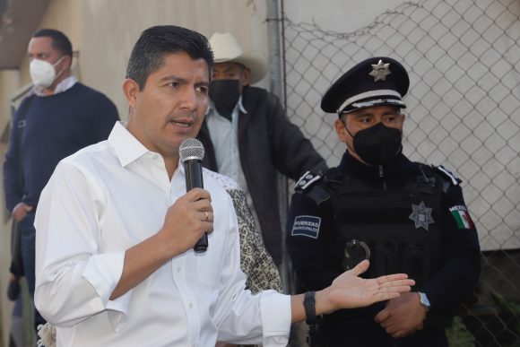 Eduardo Rivera suspende su proyecto de concesionar por 10 años los paraderos