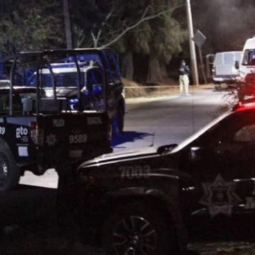 Hallan 7 cuerpos calcinados en una camioneta en Celaya