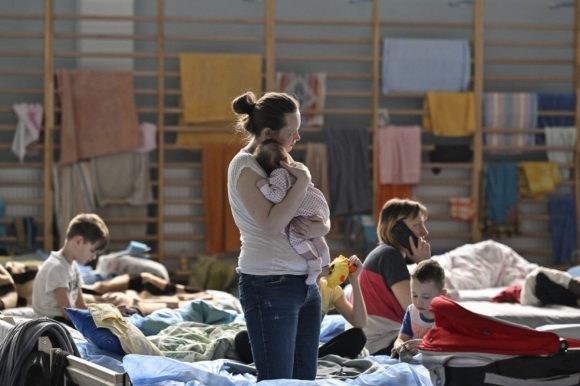 Presidente de Ucrania denuncia que 97 niños han muerto durante invasión rusa