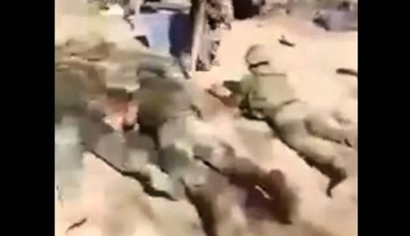 Un grupo armado somete y humilla a soldados del Ejército Mexicano SEDENA