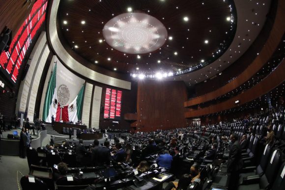 Aprueban diputados Ley Minera de AMLO