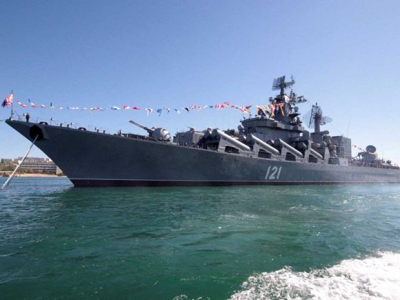 Se hunde buque ruso Moskva tras bombardeo de tropas ucranianas