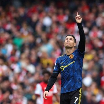 Cristiano Ronaldo dedicó su gol 100 a su hijo que falleció