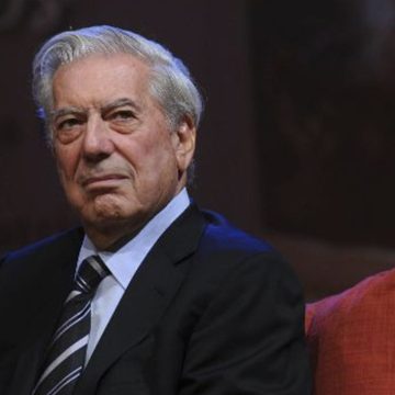 Mario Vargas Llosa cierra su trayectoria como columnista