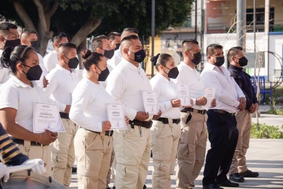 Reconocen a Guardias Ciudadanos tras finalizar capacitación