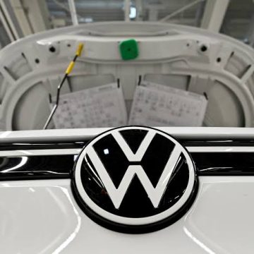 VW nuevamente suspenderá su producción