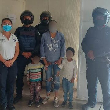 Rescata la Policía Municipal a 2 menores de edad extraviados en la Central de Abasto