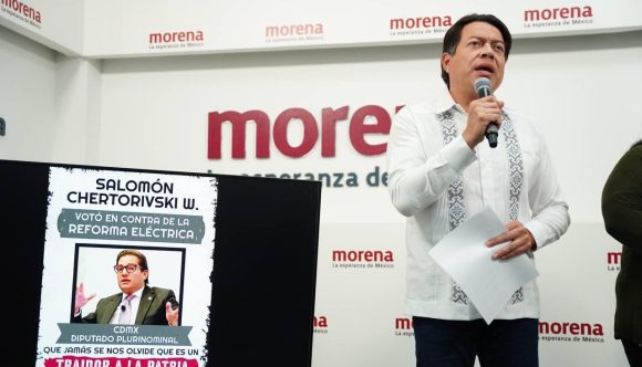 INE ordena a Morena bajar anuncios de “traidores a la patria”