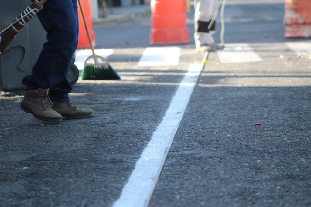 AYUNTAMIENTO DE PUEBLA INICIA BALIZADO DE ESTACIONAMIENTO SEGURO 2