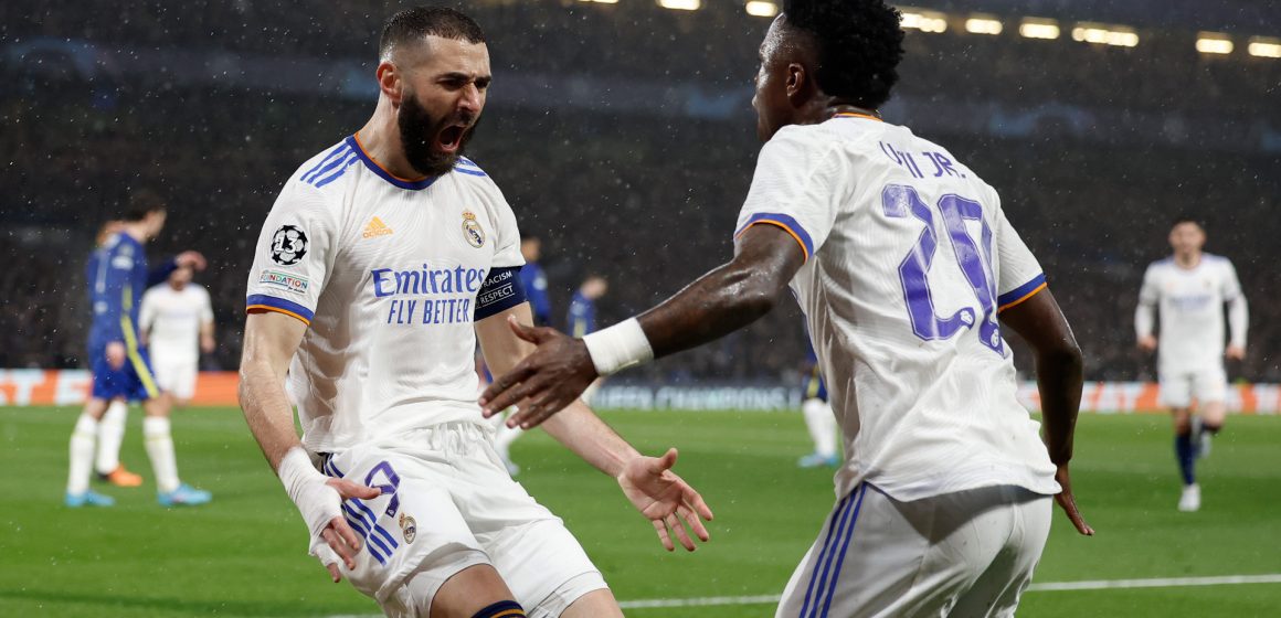 Con triplete de Benzema, el Real Madrid superó al Chelsea en los cuartos de la Champions