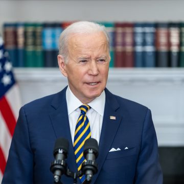 Joe Biden acusa a Putin de cometer “genocidio” en Ucrania
