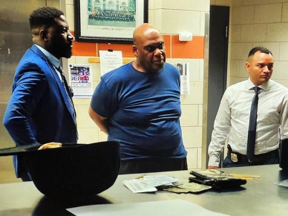 Sospechoso de tiroteo en Nueva York comparece hoy ante el tribunal