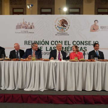 AMLO dialoga con empresarios de EU sobre inversión e integración económica