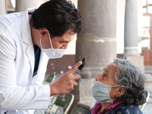 SEDIF cumple y soluciona problemas de las personas vulnerables: Orozco Caballero