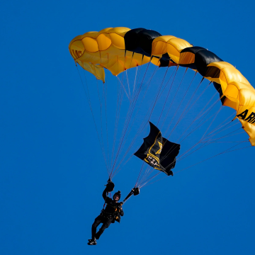 Exhibición de paracaidistas provoca evacuación del Capitolio en  Estados Unidos