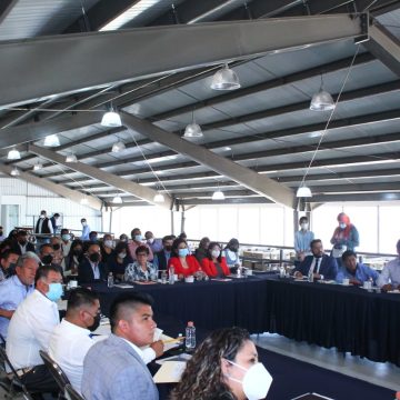 Capacitan a ediles auxiliares en el manejo archivístico