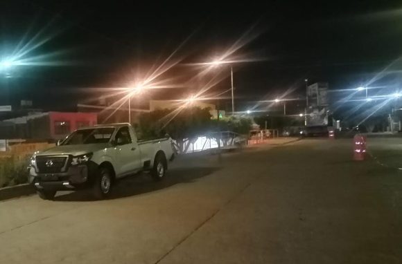 Recuperan camioneta robada en Chiapas en el Arco de Izúcar de Matamoros