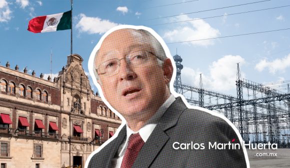 Ken Salazar llega a Palacio Nacional tras resolución sobre Ley Eléctrica