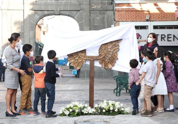 Eduardo Rivera encabeza festejos por el 491 aniversario de la fundación de Puebla