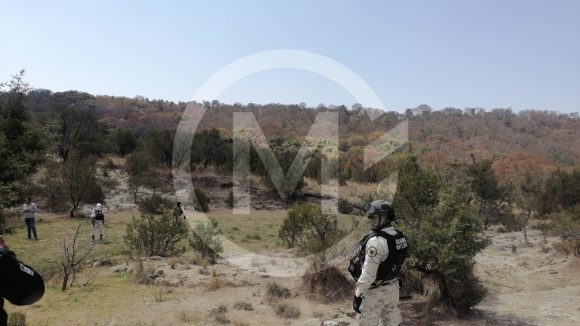 (Imágenes) Inicia la búsqueda de una avioneta Cessna que cayó en la Españita, Tlaxcala