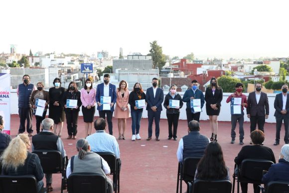 Eduardo Rivera acredita a contralores ciudadanos; auditarán el ejercicio público