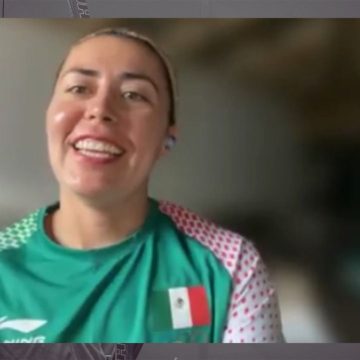 La medallista Aída Román protagonizó la charla “Entre Campeones”