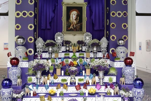 Instalan en Casa de la Cultura “Altar de Dolores”