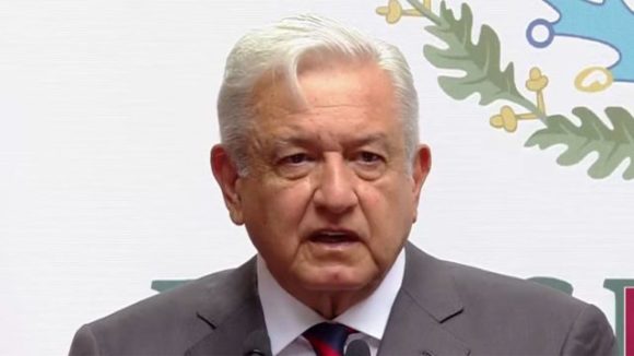 amlo-03-640x360 “Estamos protegidos en caso de una traición en el debate sobre la reforma eléctrica”: AMLO