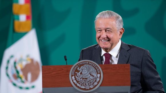 “Pase lo que pase ya estamos blindados contra la traición” reitera AMLO