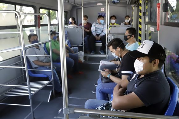 SEGOB mantiene operativos sanitarios en temporada vacacional