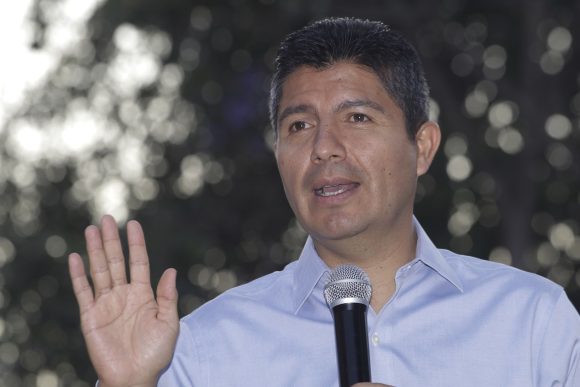 “Nos quieren echar a pelear, no hay acuerdos con Claudia Rivera”: Eduardo Rivera