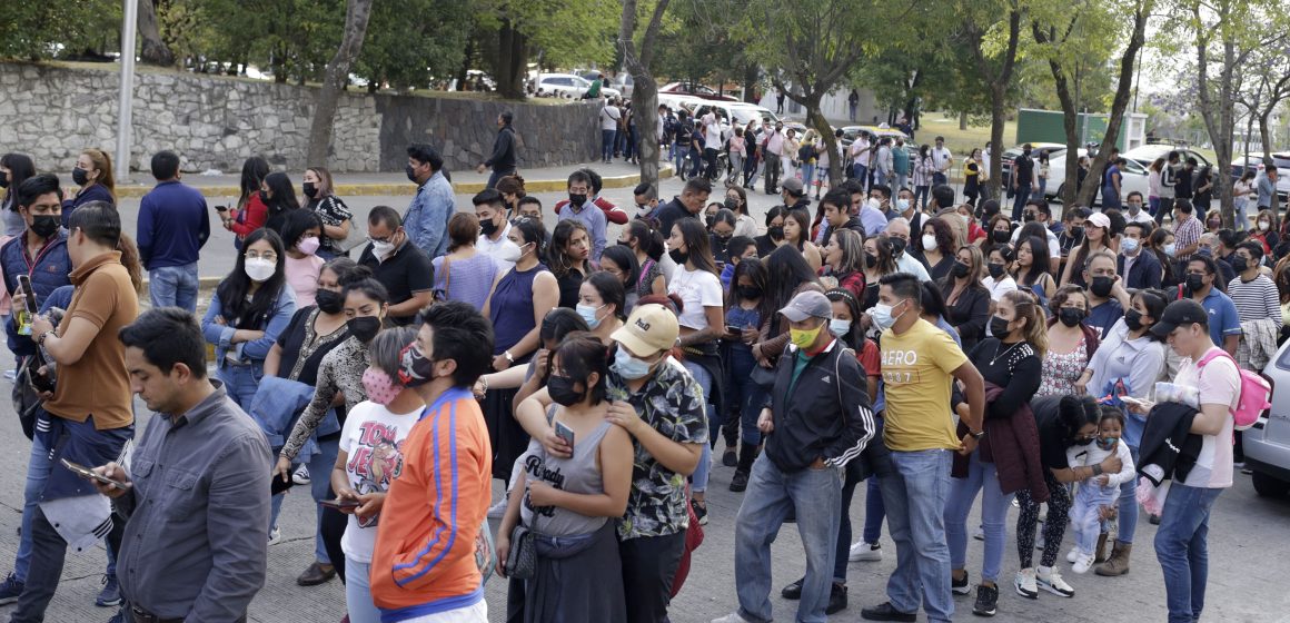 Más de 25 mil personas asistieron al primer día de la Feria de Puebla