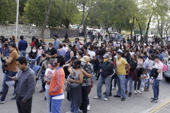 Más de 25 mil personas asistieron al primer día de la Feria de Puebla