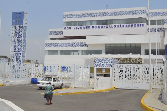 Investigan muerte de embarazada y su bebé en hospital de Atlixco