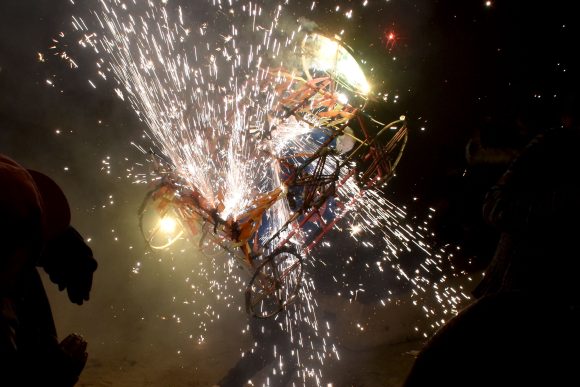 Presenta PT reforma para regular traslado de pirotecnia